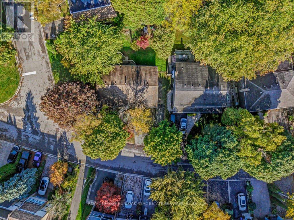 2063 Waters Edge Drive, Oakville (Br Bronte), Ontario  L6L 1A3 - Photo 7 - W12674170