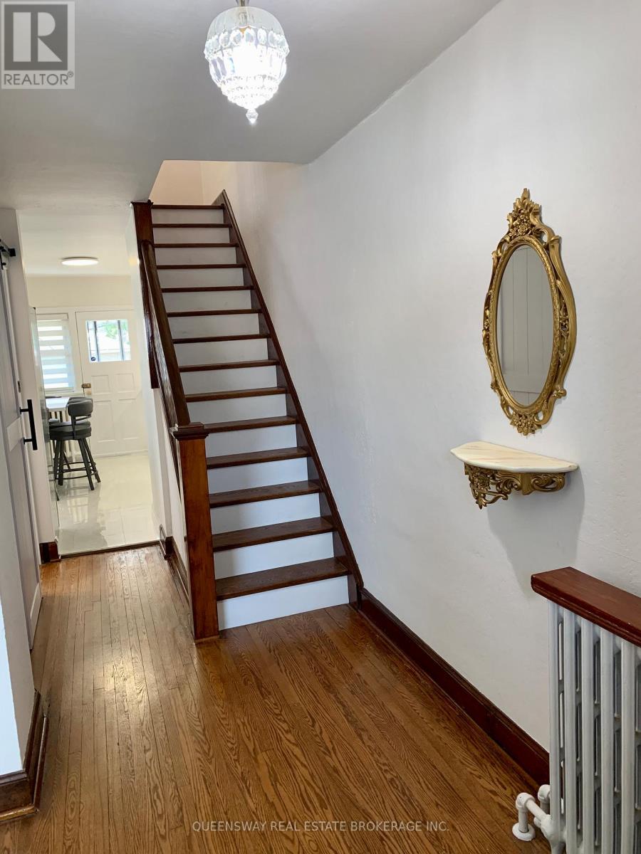 420 Jane Street, Toronto, Ontario  M6S 3Z8 - Photo 14 - W12674178