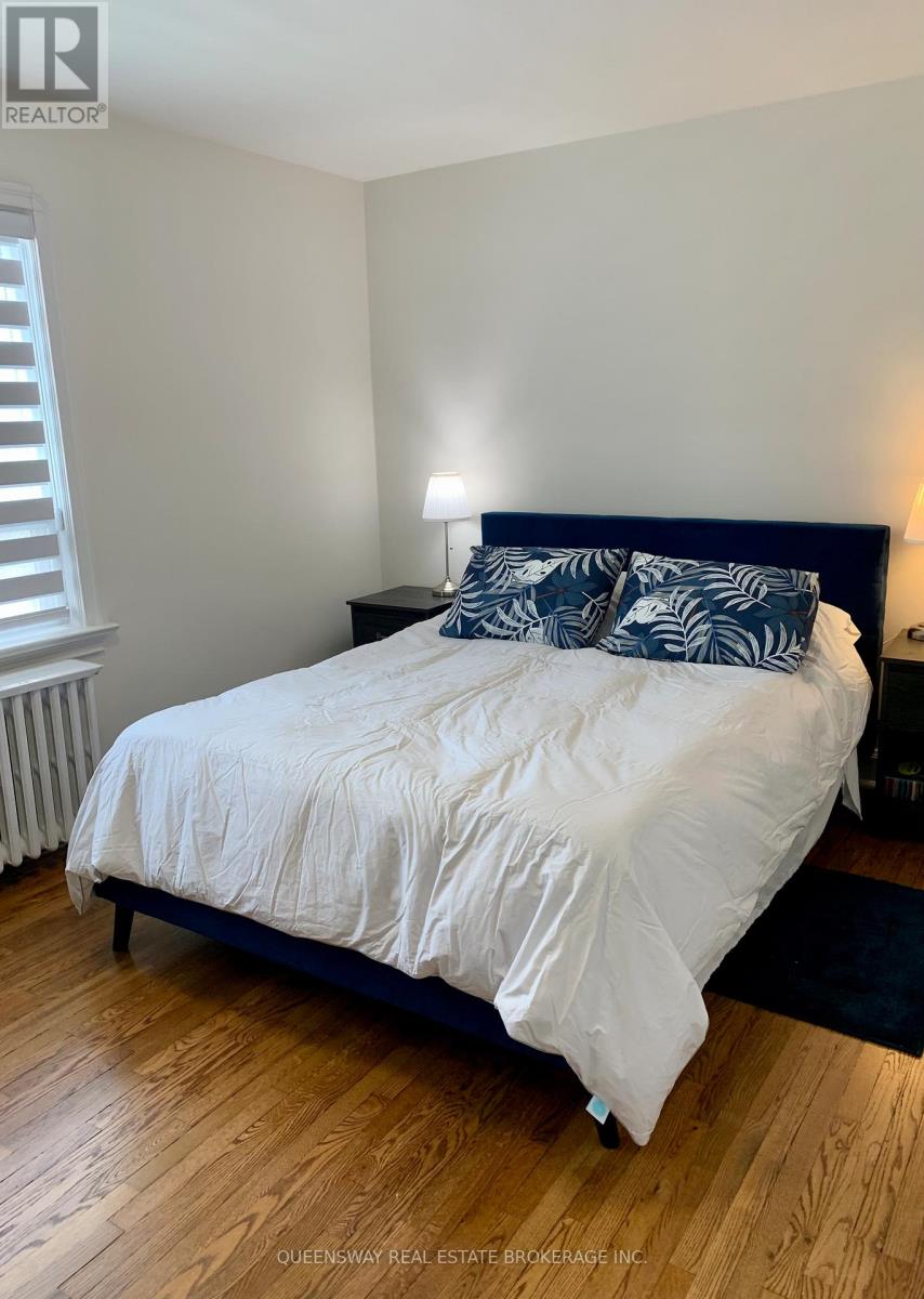 420 Jane Street, Toronto, Ontario  M6S 3Z8 - Photo 24 - W12674178