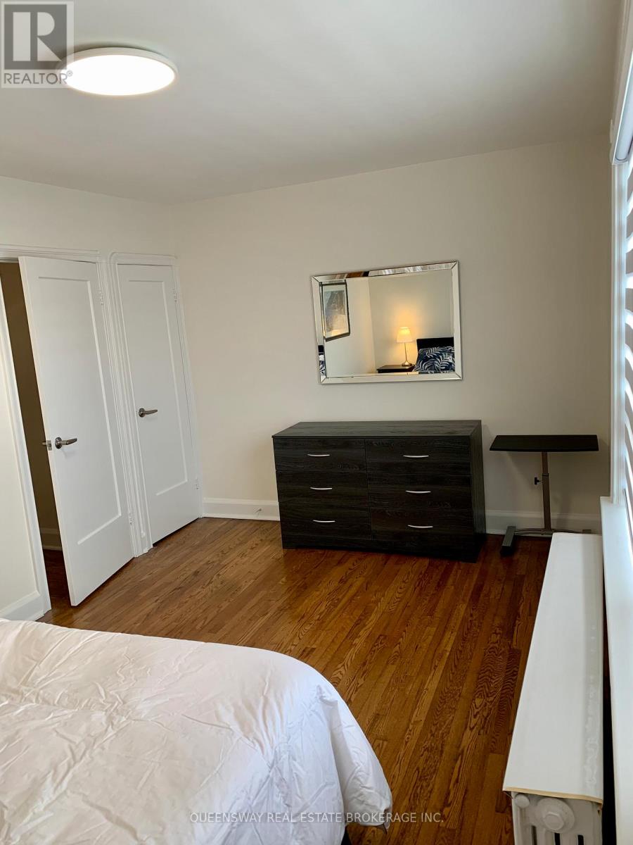 420 Jane Street, Toronto, Ontario  M6S 3Z8 - Photo 26 - W12674178