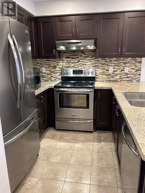 9 - 3045 Gladeside Avenue, Oakville (Go Glenorchy), Ontario  L6M 0R3 - Photo 5 - W12674208