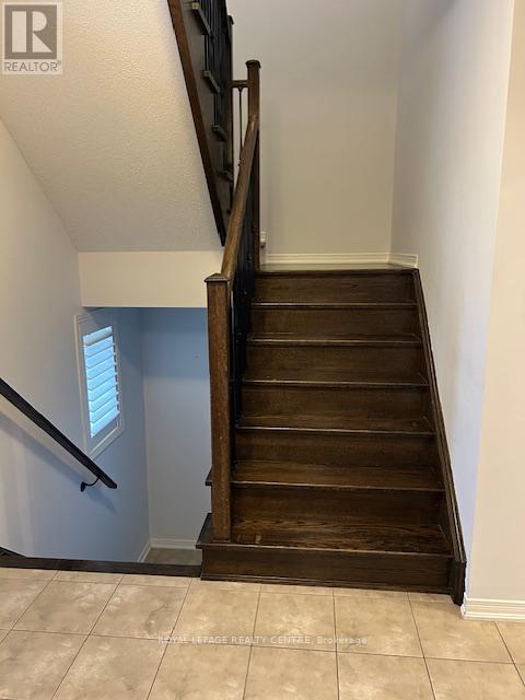 9 - 3045 Gladeside Avenue, Oakville (Go Glenorchy), Ontario  L6M 0R3 - Photo 9 - W12674208