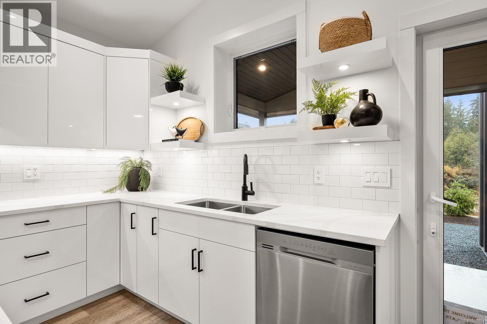 43 3025 Royston Rd, Cumberland, British Columbia V0R 1S0 - Photo 12 - 1022704