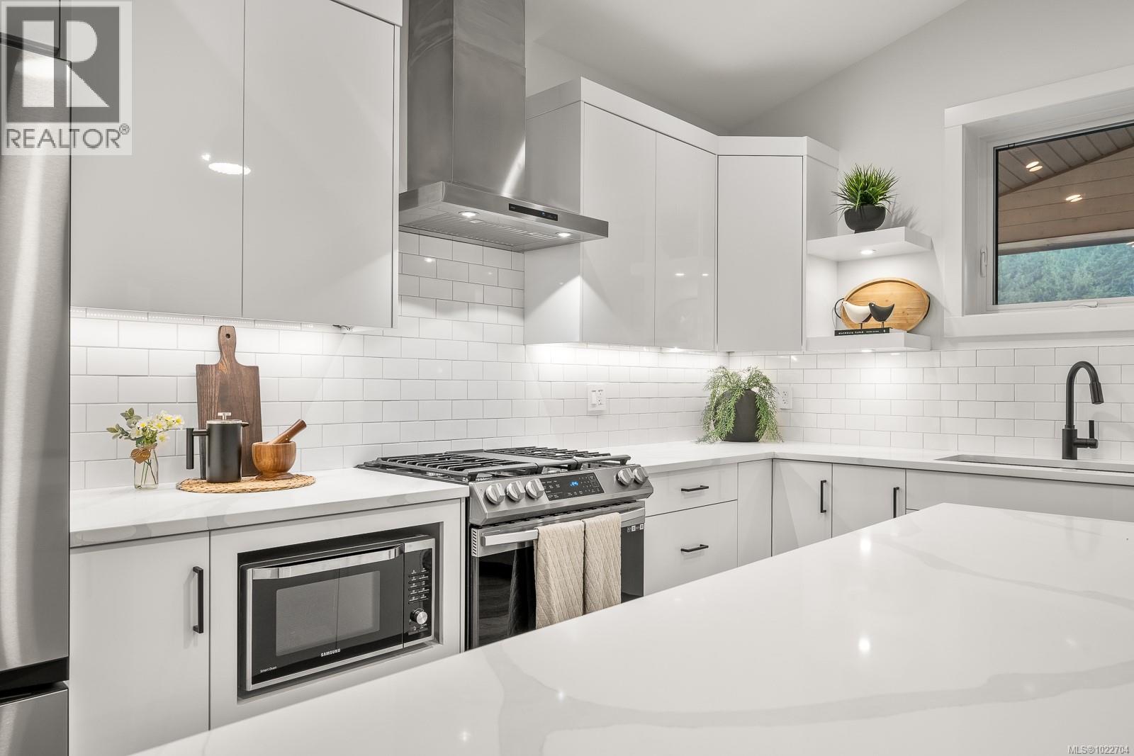 43 3025 Royston Rd, Cumberland, British Columbia V0R 1S0 - Photo 8 - 1022704