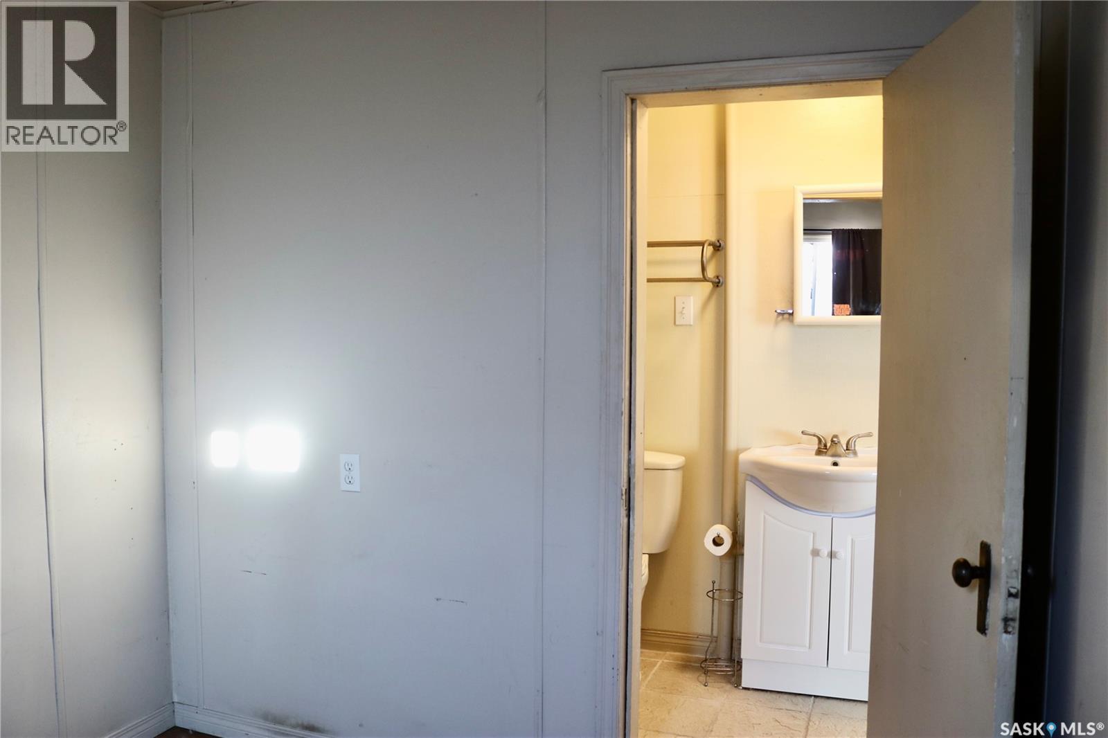 106 Garry Street, Rocanville, Saskatchewan  S0A 3L0 - Photo 8 - SK026400