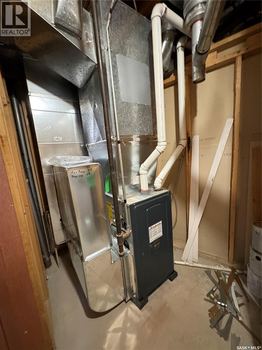 112 2nd Avenue E, Kelvington, Saskatchewan  S0A 1W0 - Photo 23 - SK026398