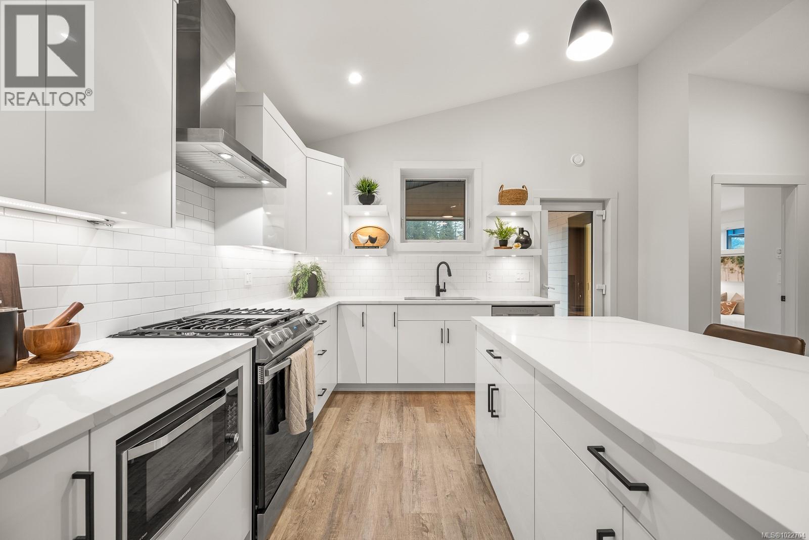 43 3025 Royston Rd, Cumberland, British Columbia V0R 1S0 - Photo 9 - 1022704