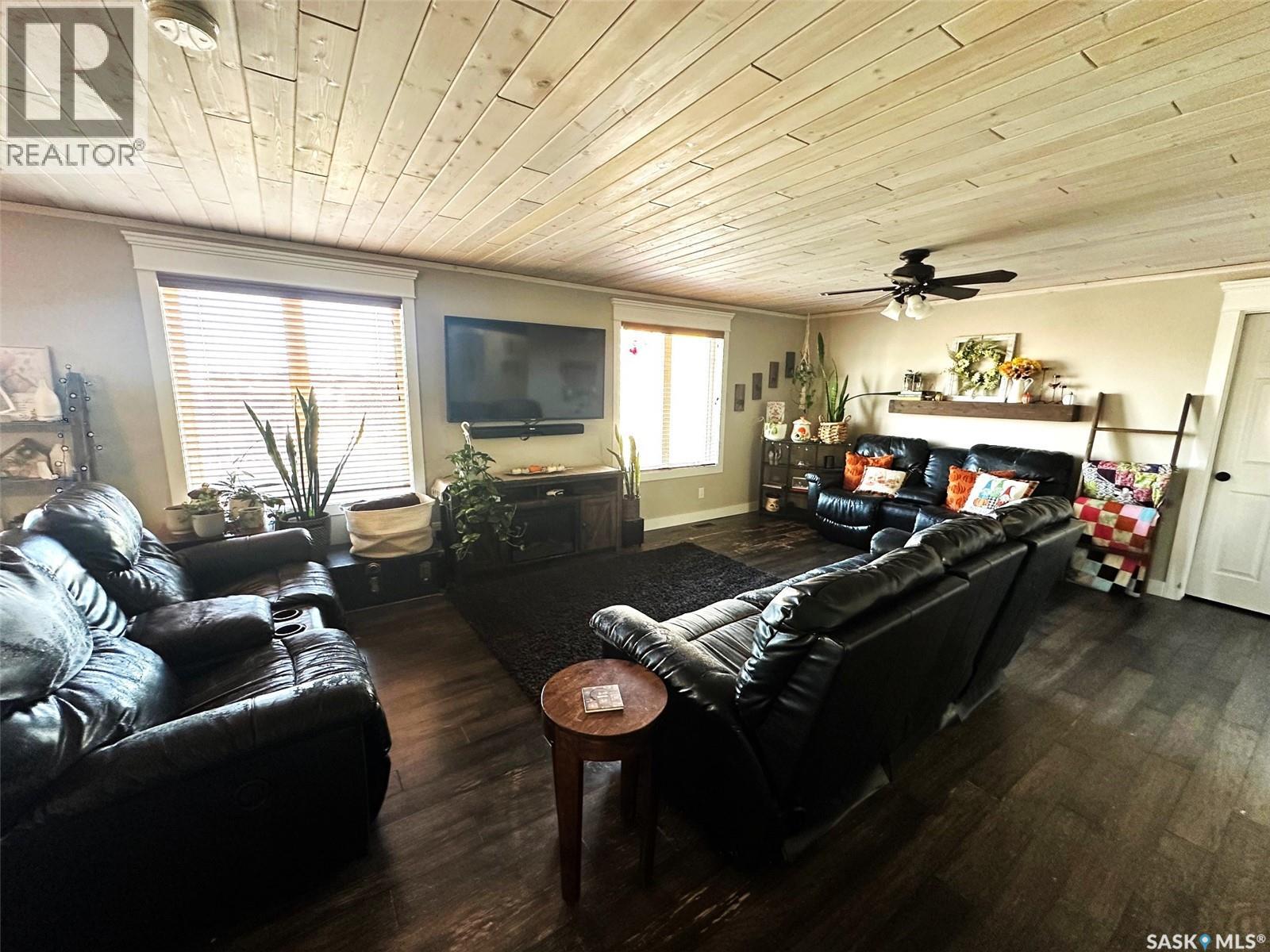 Zurba Acreage, Hudson Bay Rm No. 394, Saskatchewan  S0E 0Y0 - Photo 9 - SK026363