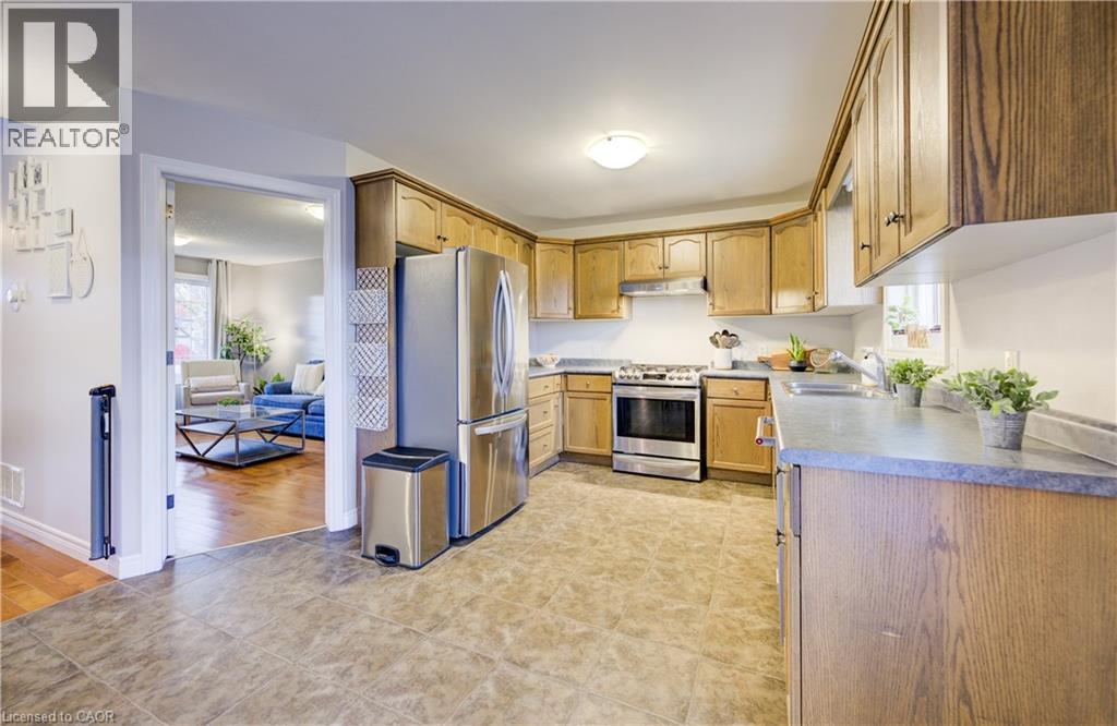 213 Falcon Drive, Woodstock, Ontario  N4T 1W5 - Photo 6 - 40791484