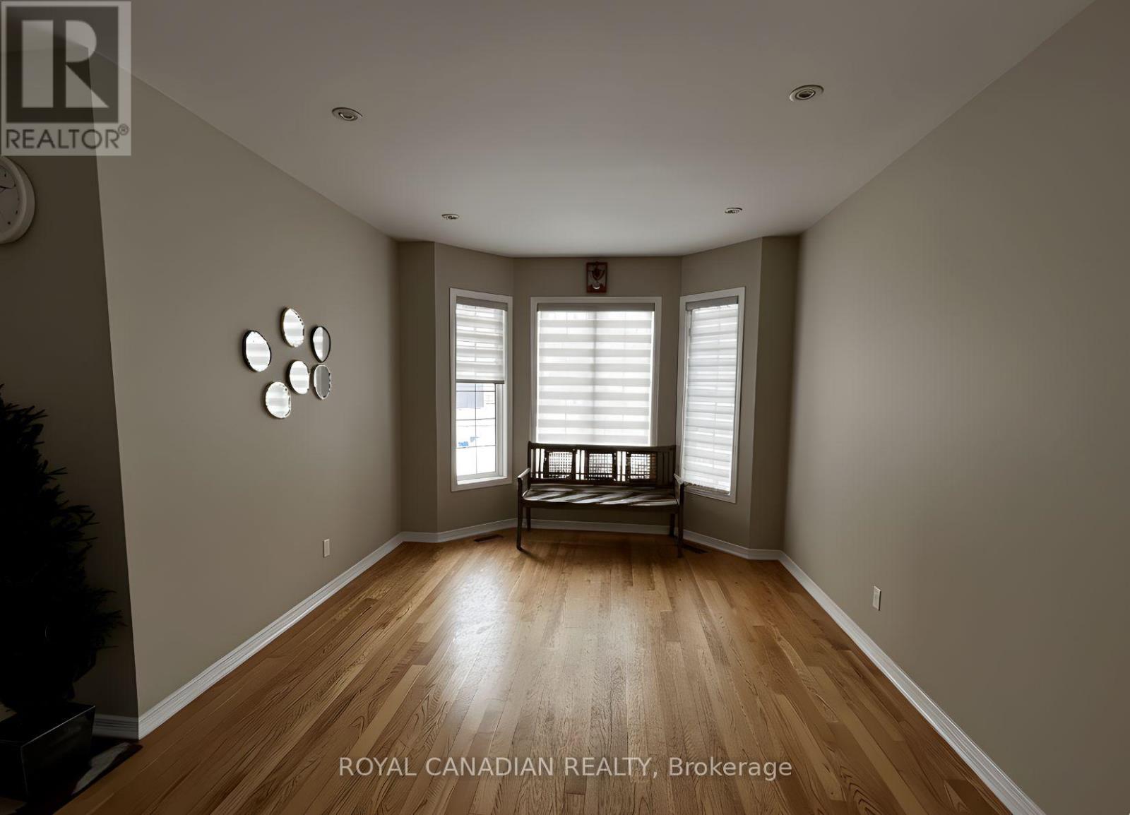 Upper - 501 Topper Woods Crescent, Kitchener, Ontario  N2P 2Y4 - Photo 6 - X12674094