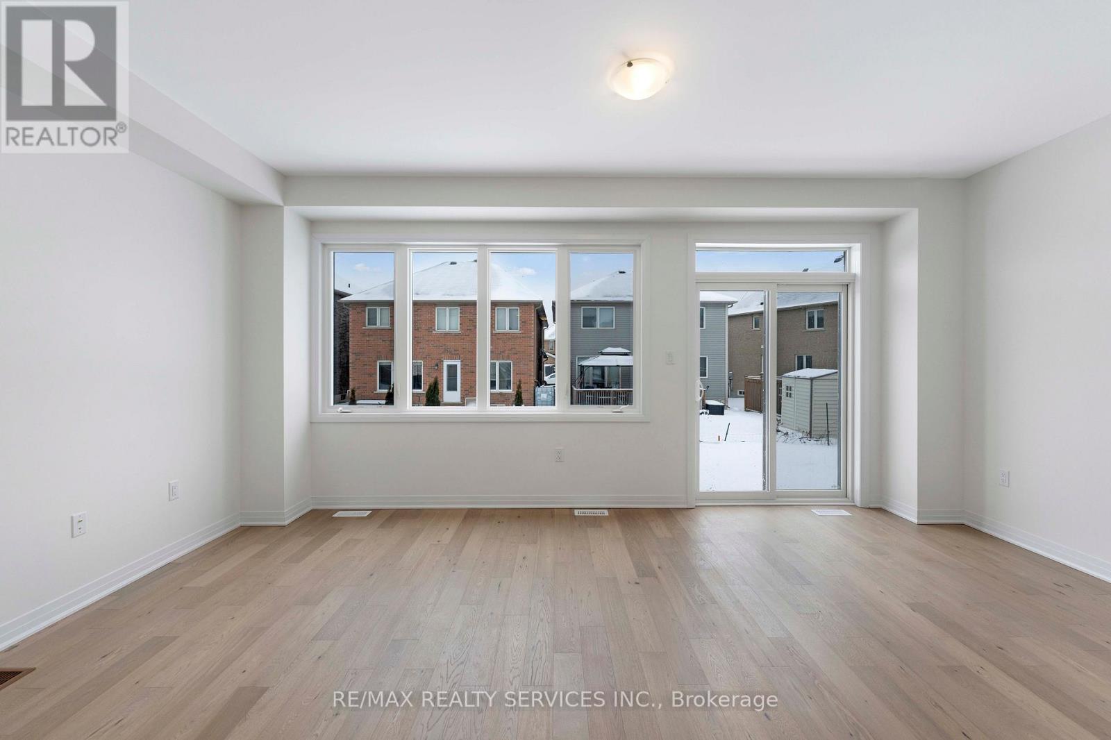 137 Gillespie Drive, Brantford, Ontario  N3T 0K8 - Photo 12 - X12674108