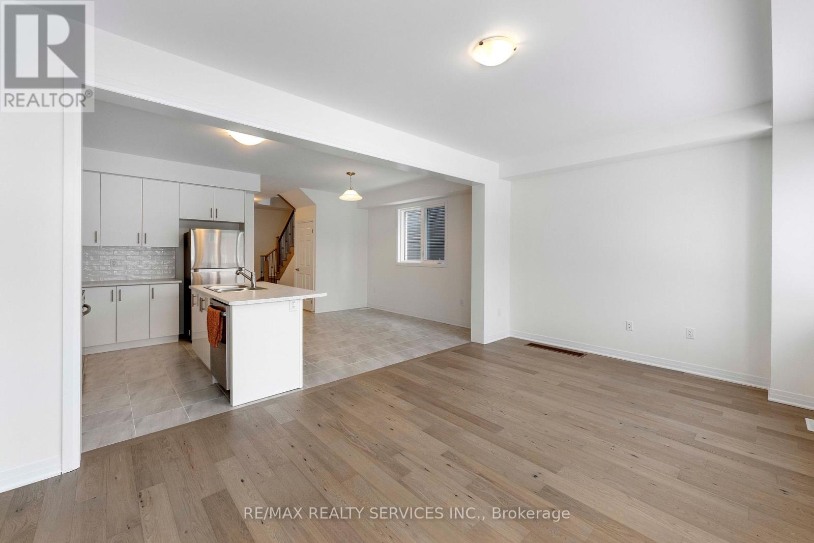 137 Gillespie Drive, Brantford, Ontario  N3T 0K8 - Photo 13 - X12674108