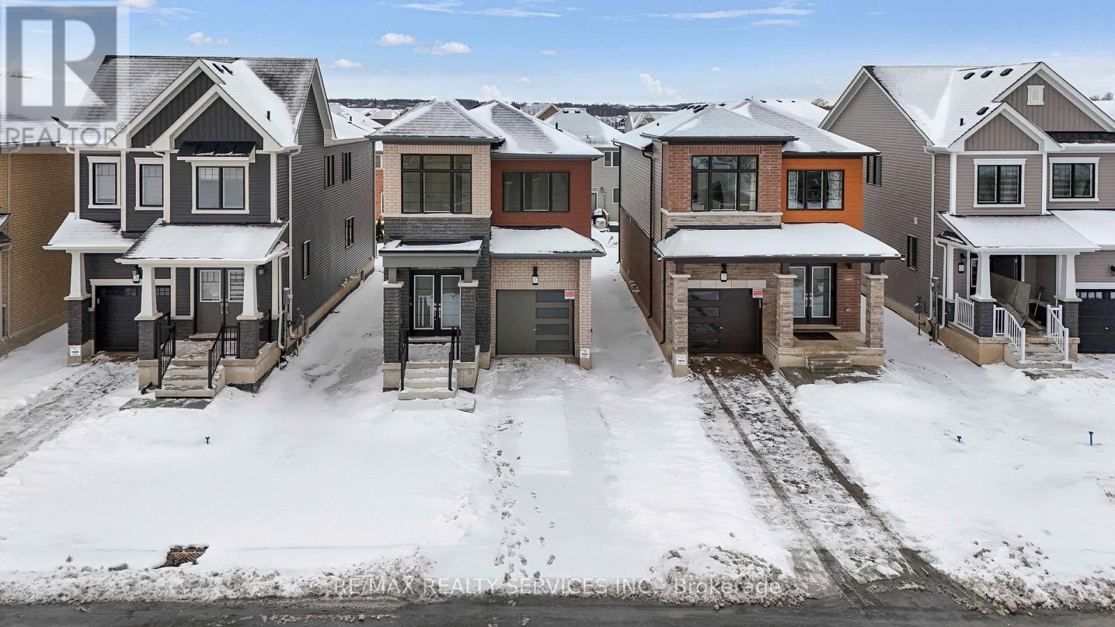 137 Gillespie Drive, Brantford, Ontario  N3T 0K8 - Photo 2 - X12674108