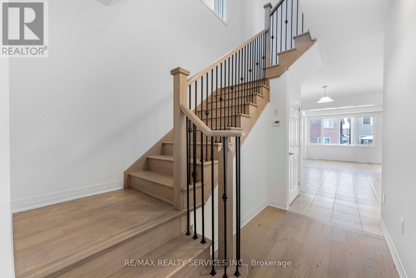 137 Gillespie Drive, Brantford, Ontario  N3T 0K8 - Photo 5 - X12674108