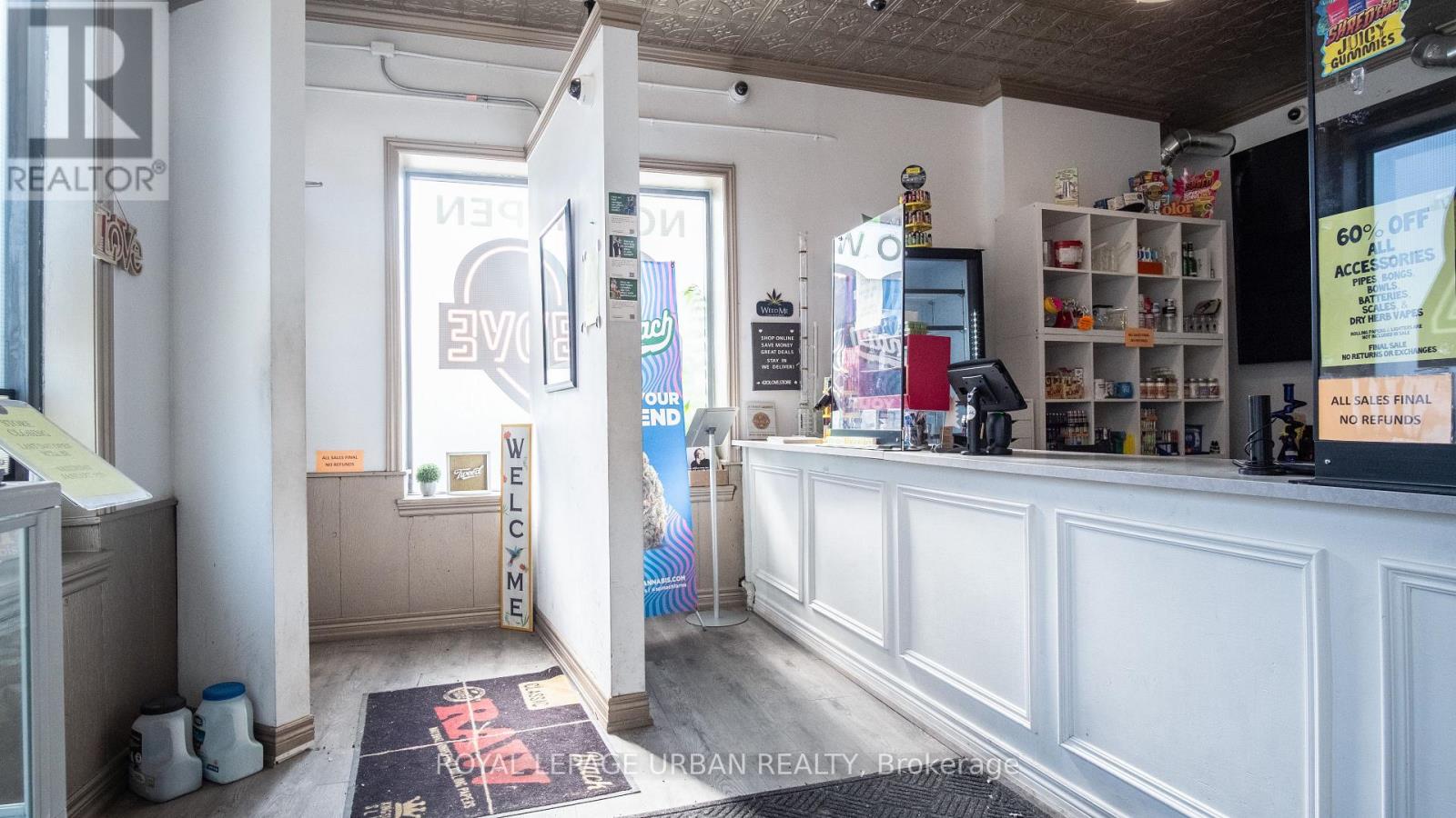 976 Main Street E, Hamilton, Ontario  L8M 1M8 - Photo 10 - X12674140