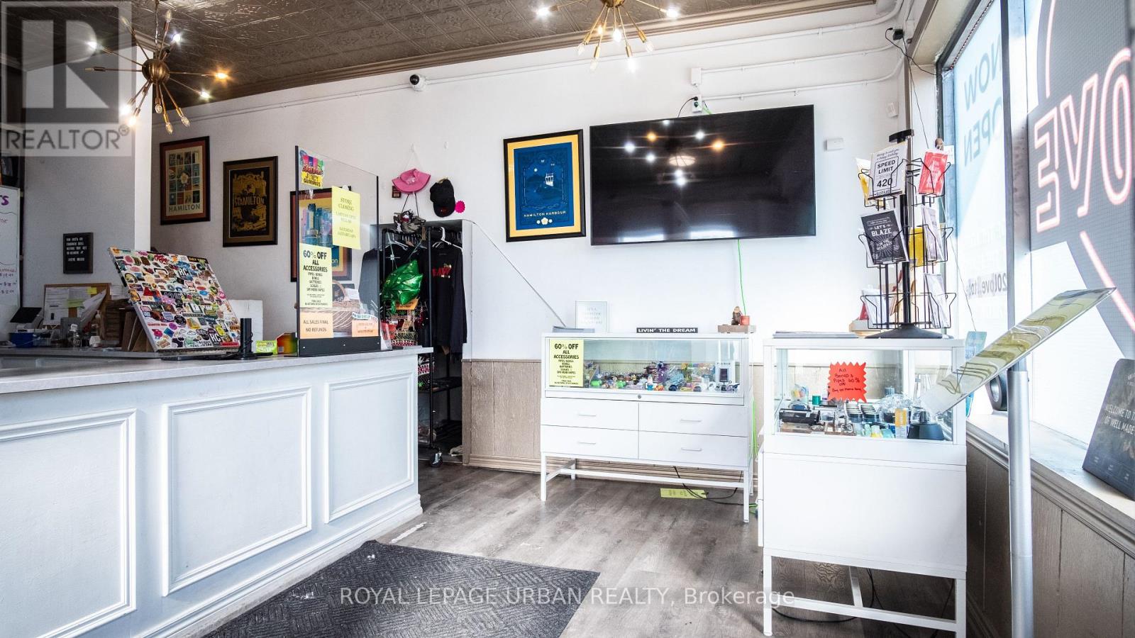 976 Main Street E, Hamilton, Ontario  L8M 1M8 - Photo 7 - X12674140