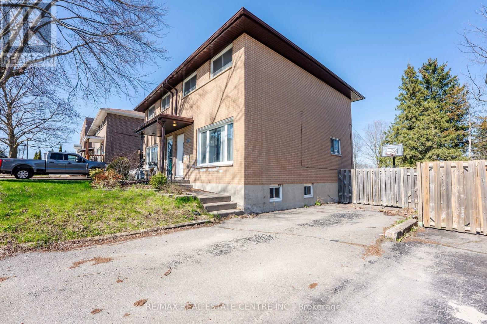 231 PERTH STREET, Brockville, Ontario