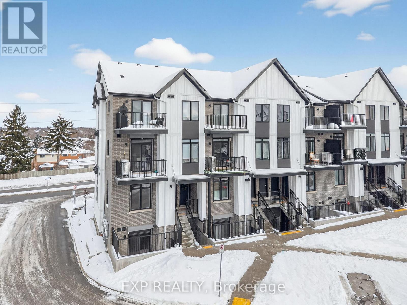 2 - 405 Myers Road, Cambridge, Ontario  N1P 0B6 - Photo 3 - X12674172