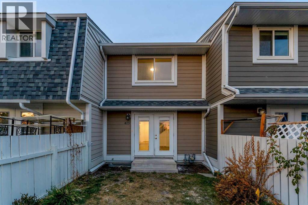 429 Georgian Villas Ne, Calgary, Alberta  T2A 7E3 - Photo 21 - A2277748