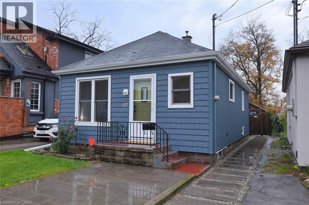 206 East 8th Street, Hamilton, Ontario  L9A 3L8 - Photo 2 - 40784229