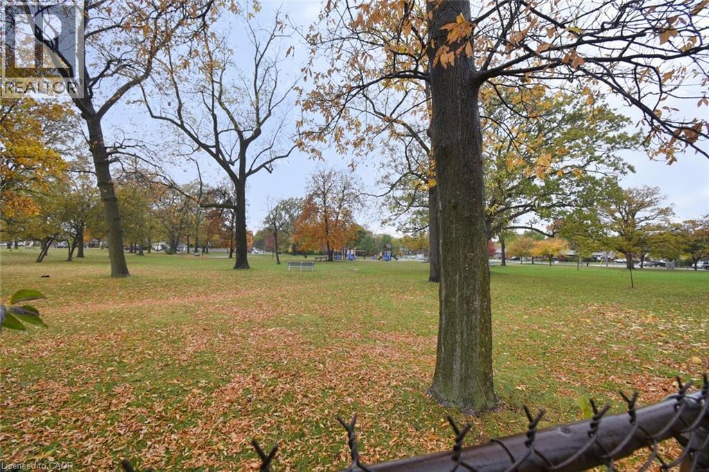 206 East 8th Street, Hamilton, Ontario  L9A 3L8 - Photo 11 - 40784229