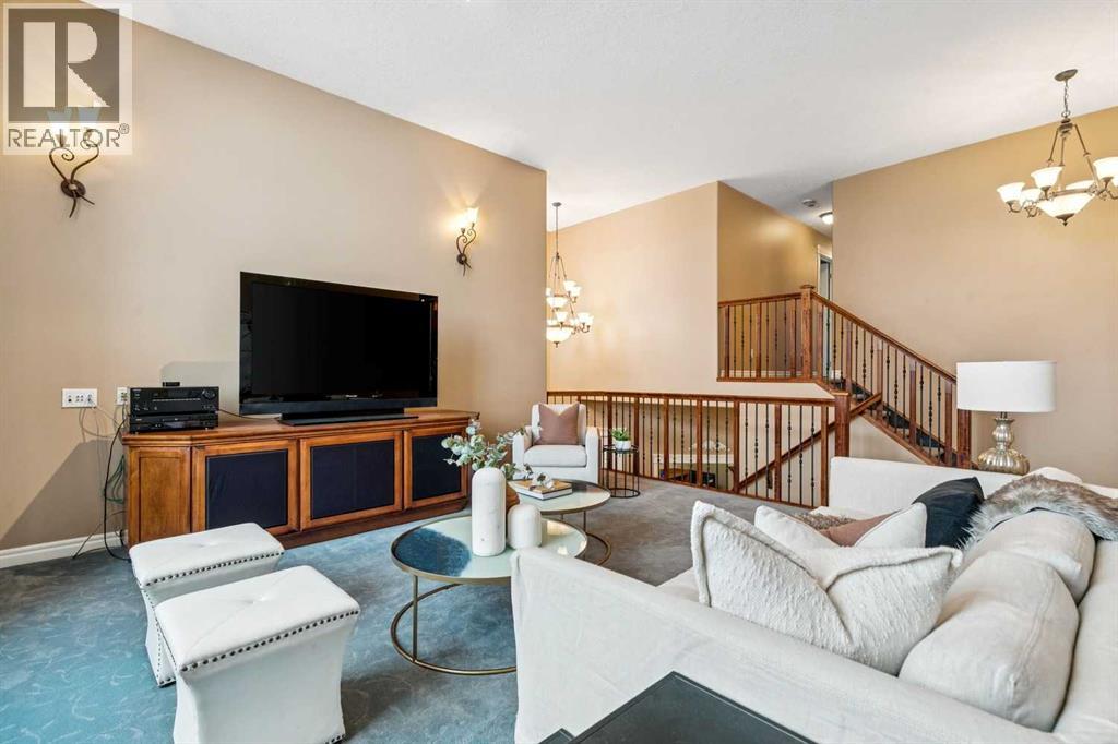 54 Discovery Ridge Gardens Sw, Calgary, Alberta  T3H 5L6 - Photo 17 - A2271424