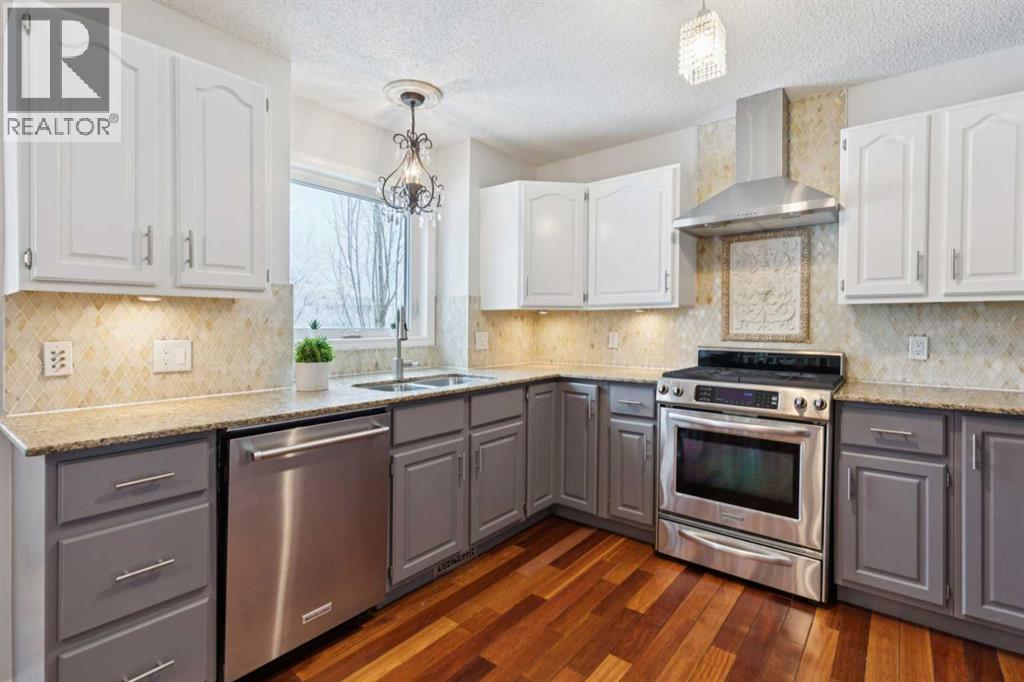 2208 Sirocco Drive Sw, Calgary, Alberta  T3H 2T9 - Photo 17 - A2275448