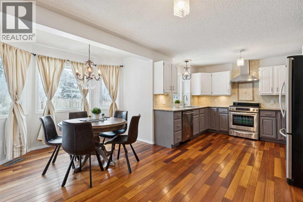 2208 Sirocco Drive Sw, Calgary, Alberta  T3H 2T9 - Photo 13 - A2275448