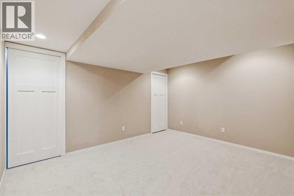 2208 Sirocco Drive Sw, Calgary, Alberta  T3H 2T9 - Photo 42 - A2275448