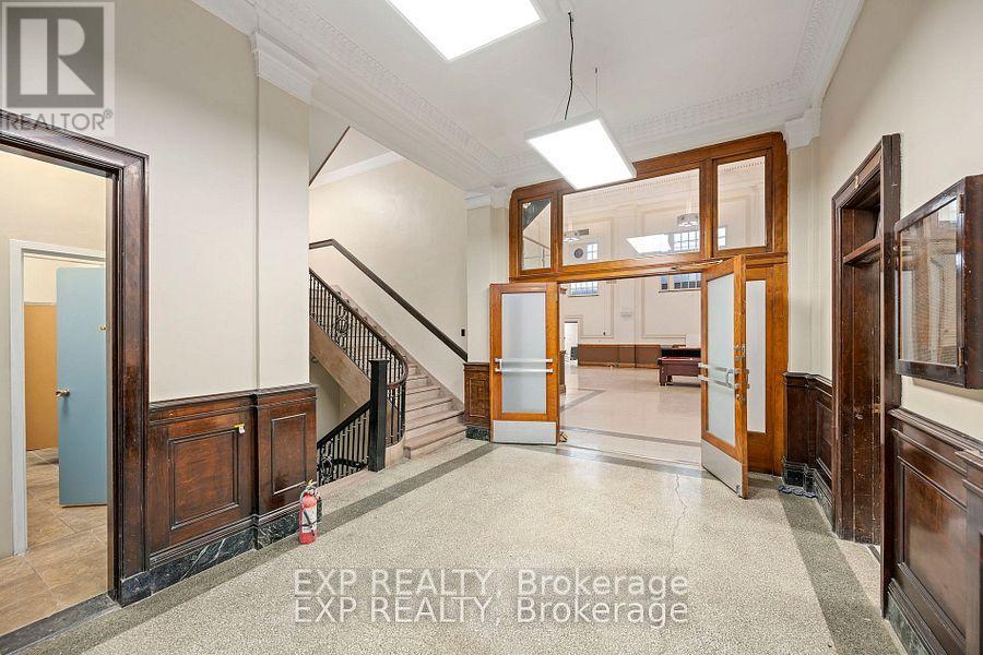 353 Richmond Street, London East (East K), Ontario  N6A 3C2 - Photo 11 - X12674232