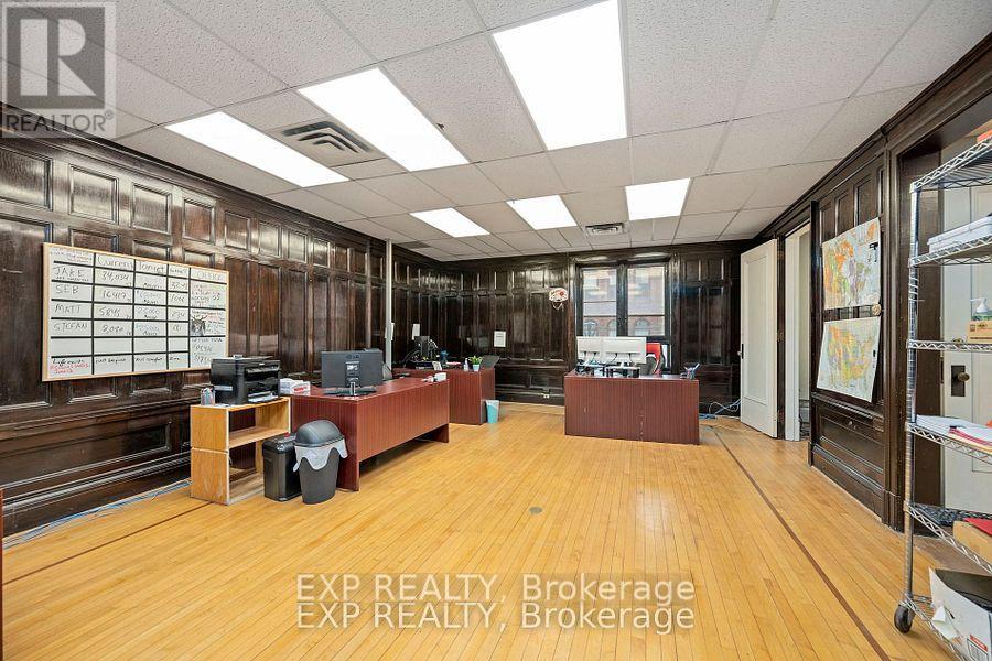 353 Richmond Street, London East (East K), Ontario  N6A 3C2 - Photo 16 - X12674232