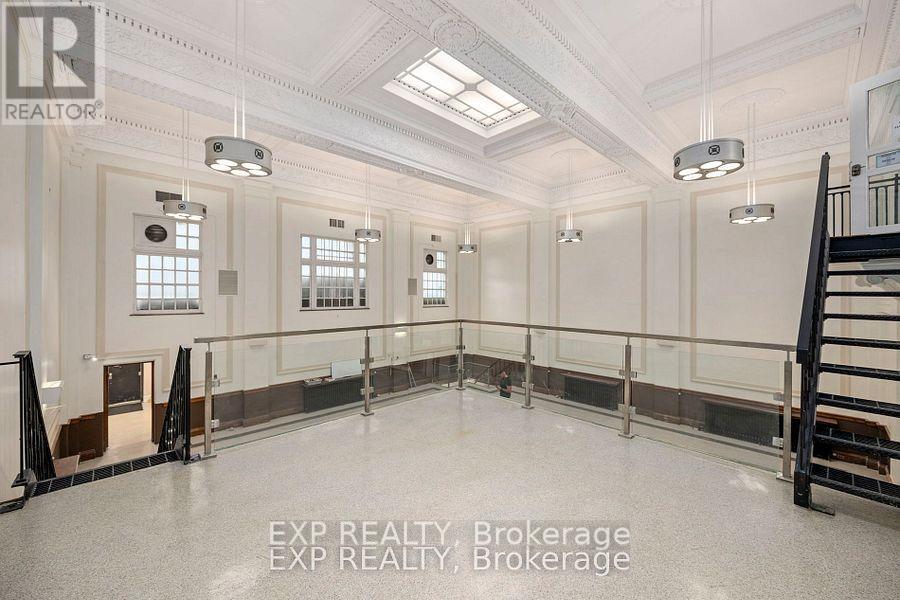 353 Richmond Street, London East (East K), Ontario  N6A 3C2 - Photo 8 - X12674232