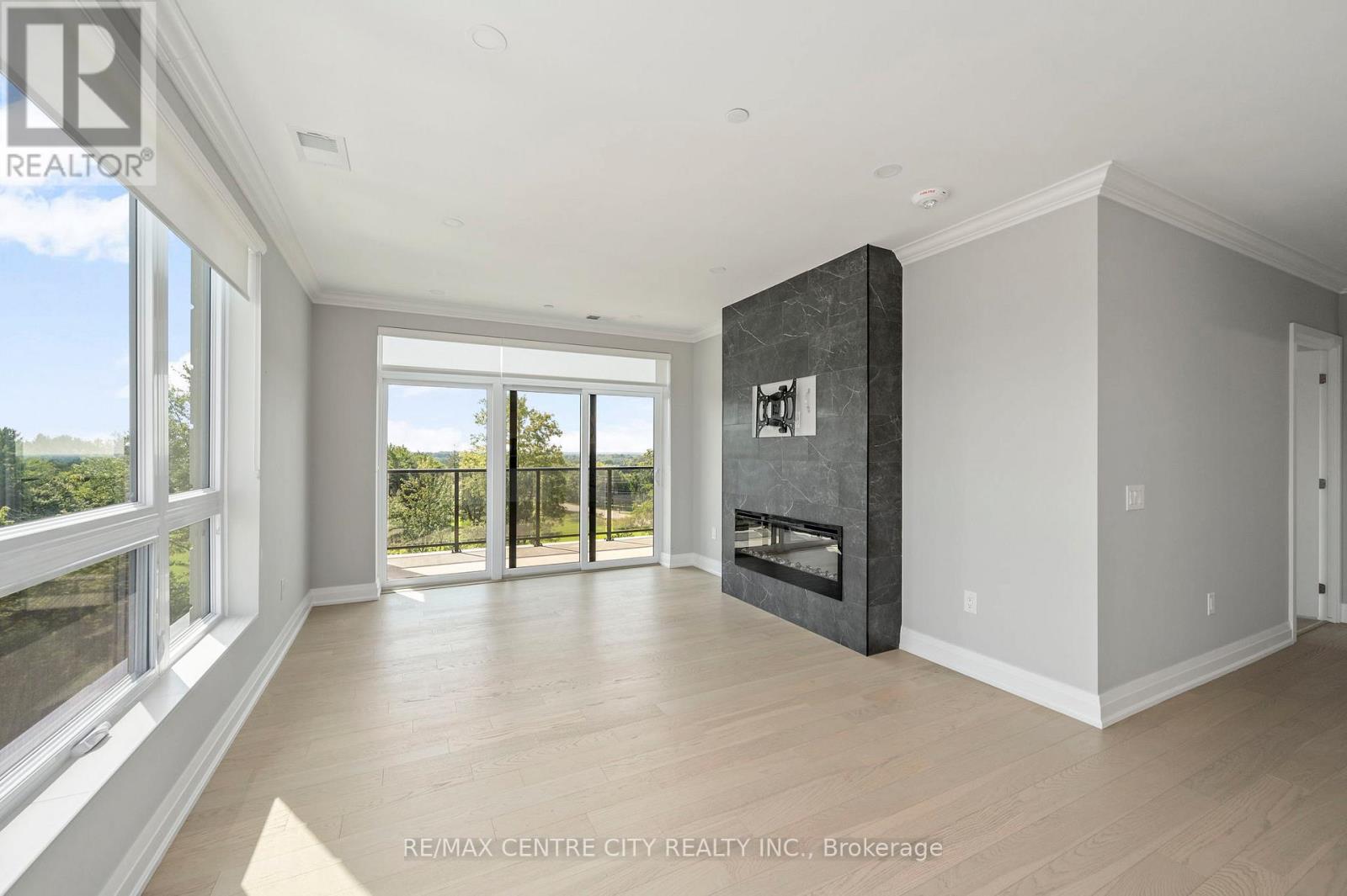 404 - 1975 Fountain Grass Drive, London South, Ontario  N6K 0M3 - Photo 8 - X12674278