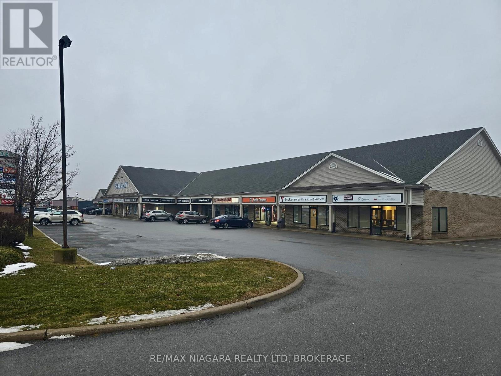 10&11 - 8123 Lundy's Lane, Niagara Falls (Ascot), Ontario  L2H 1H3 - Photo 5 - X12673732