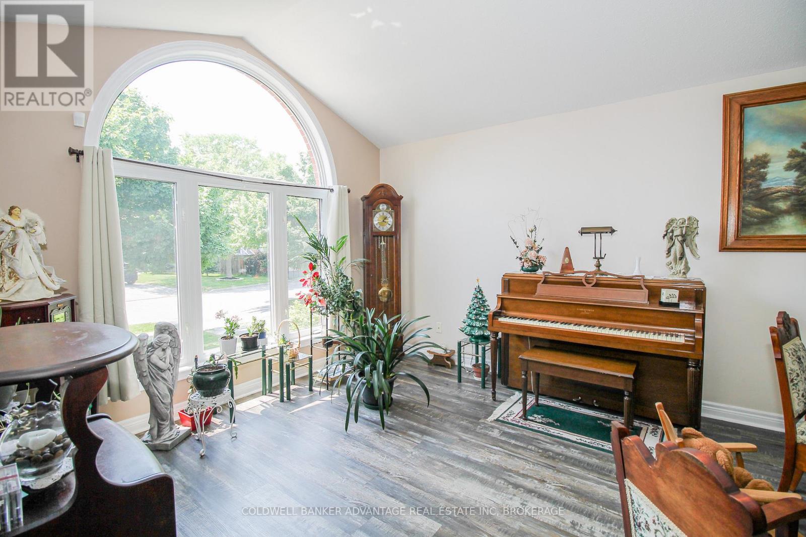 40 Gretel Drive, Welland, Ontario  L3C 7H6 - Photo 7 - X12674220