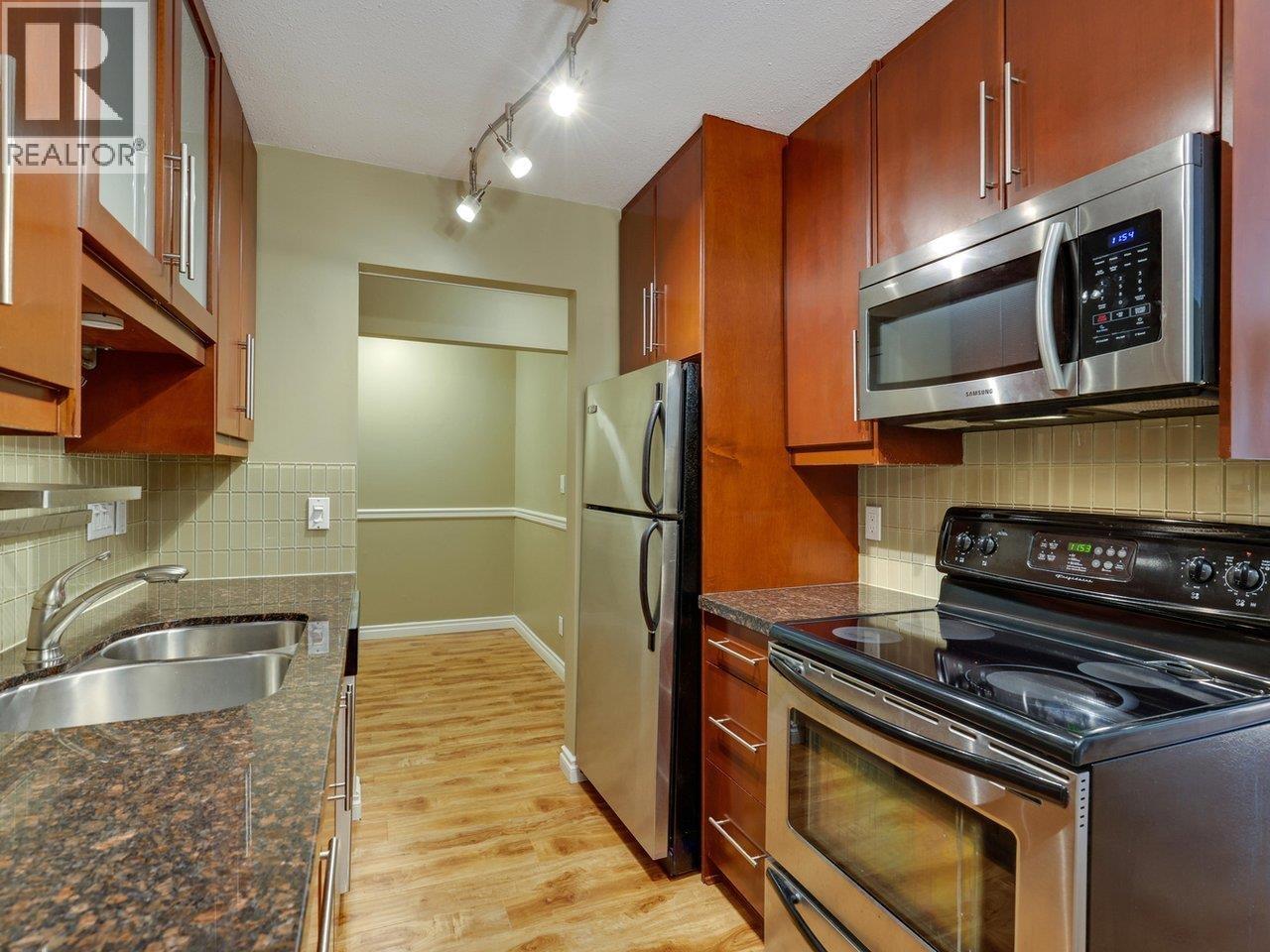 306 975 W 13th Avenue, Vancouver, British Columbia  V5Z 1P4 - Photo 11 - R3077173