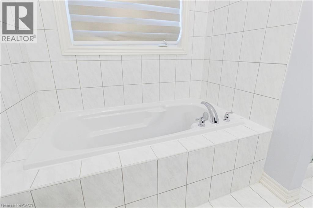 300 Skinner Road Unit# Upper, Hamilton, Ontario  L8B 1X2 - Photo 36 - 40796387