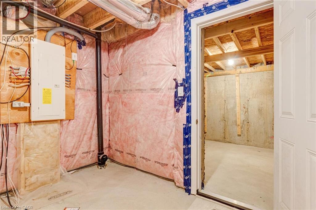 300 Skinner Road Unit# Upper, Hamilton, Ontario  L8B 1X2 - Photo 49 - 40796387