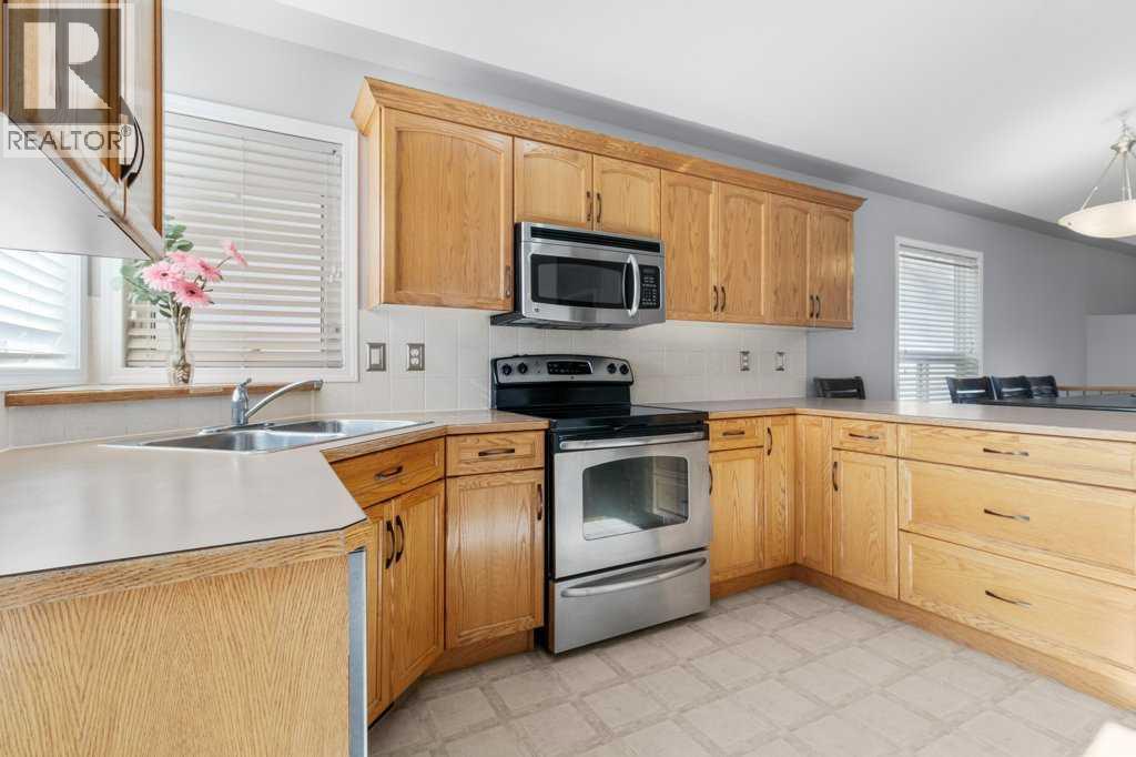 23 Hunter Road, Sylvan Lake, Alberta  T4S 2L6 - Photo 5 - A2259967