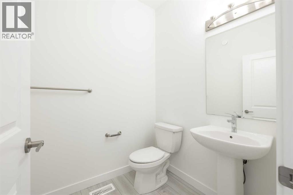 89 Sora Gardens Se, Calgary, Alberta  T2A 7Y2 - Photo 5 - A2273760