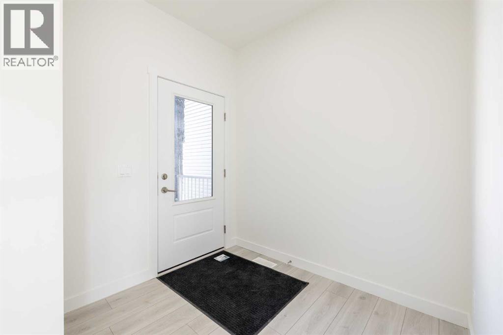 89 Sora Gardens Se, Calgary, Alberta  T2A 7Y2 - Photo 3 - A2273760