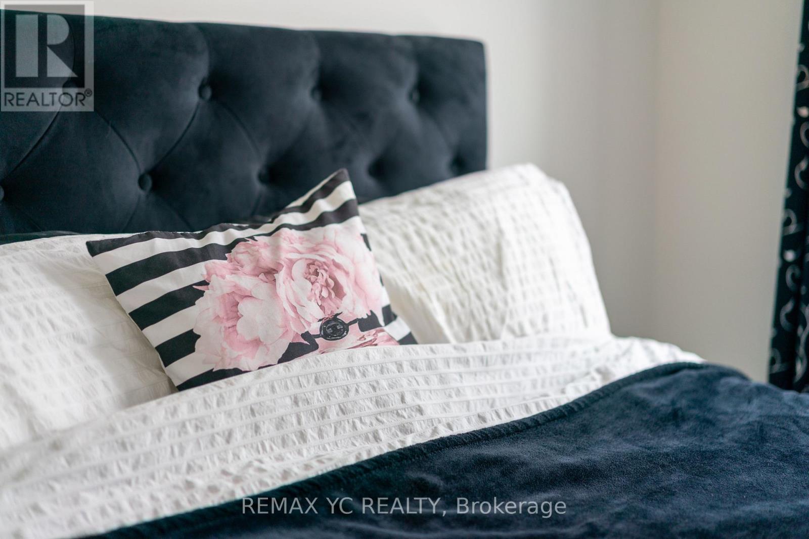 Th20 - 851 Sheppard Avenue W, Toronto, Ontario  M3H 0G2 - Photo 14 - C12674236