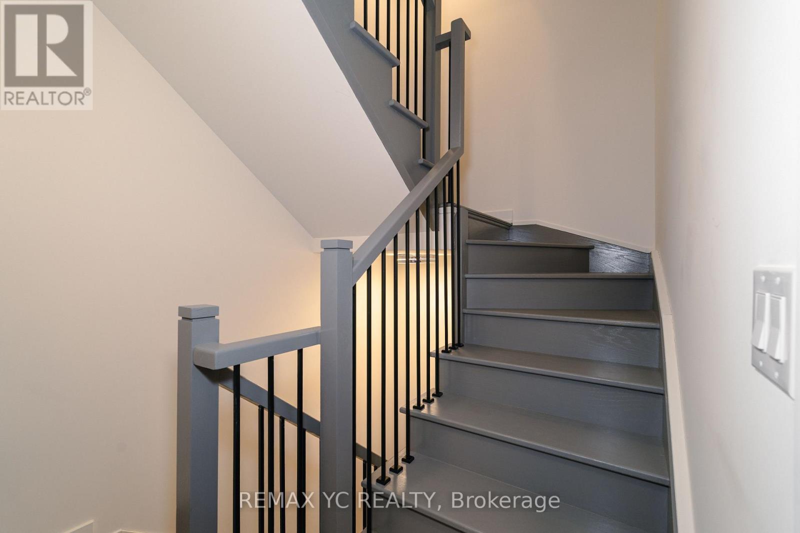 Th20 - 851 Sheppard Avenue W, Toronto, Ontario  M3H 0G2 - Photo 19 - C12674236