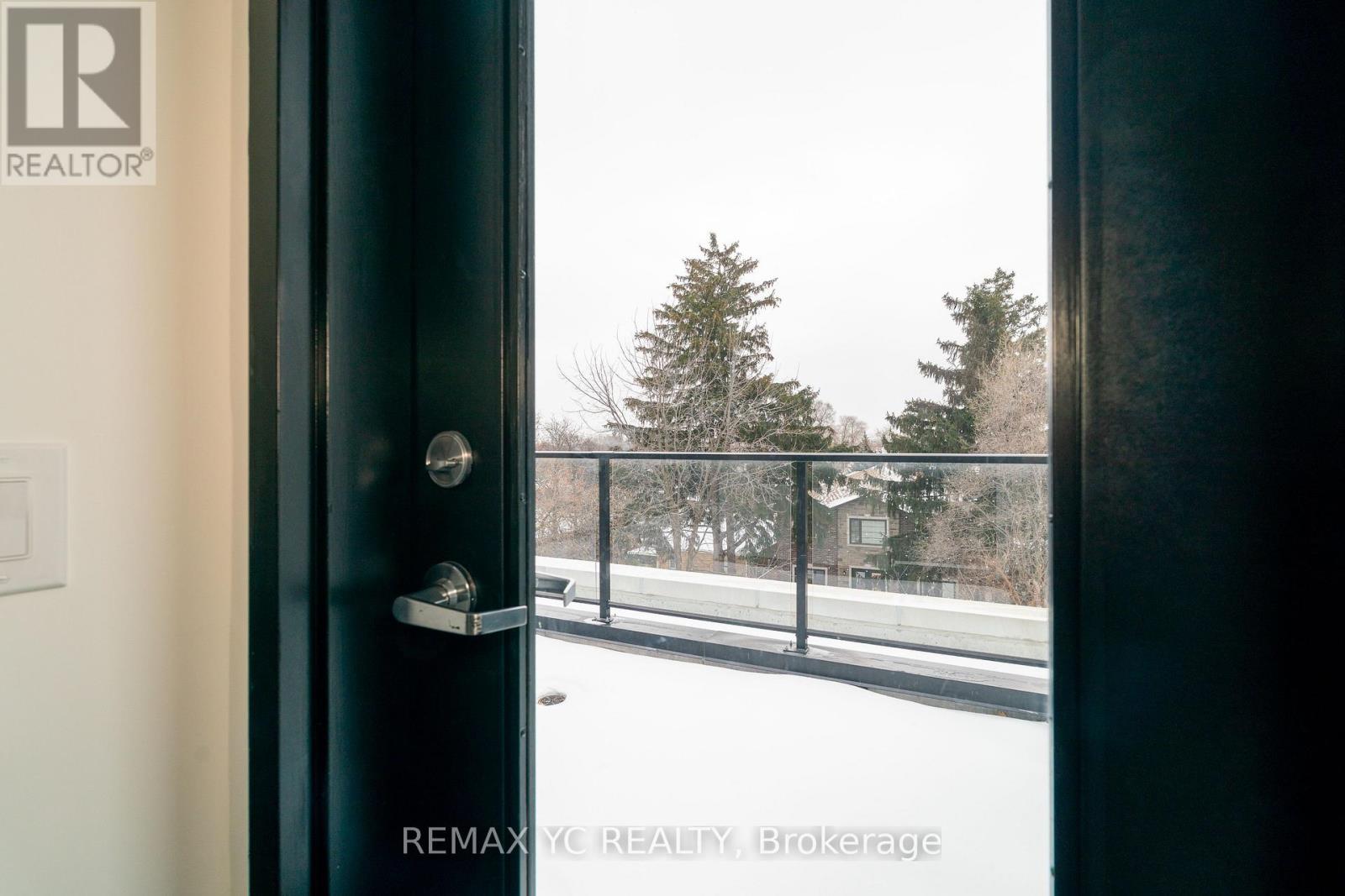 Th20 - 851 Sheppard Avenue W, Toronto, Ontario  M3H 0G2 - Photo 32 - C12674236