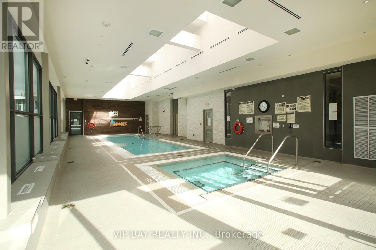 1608 - 9618 Yonge Street, Richmond Hill, Ontario  L4C 0X5 - Photo 35 - N12674276