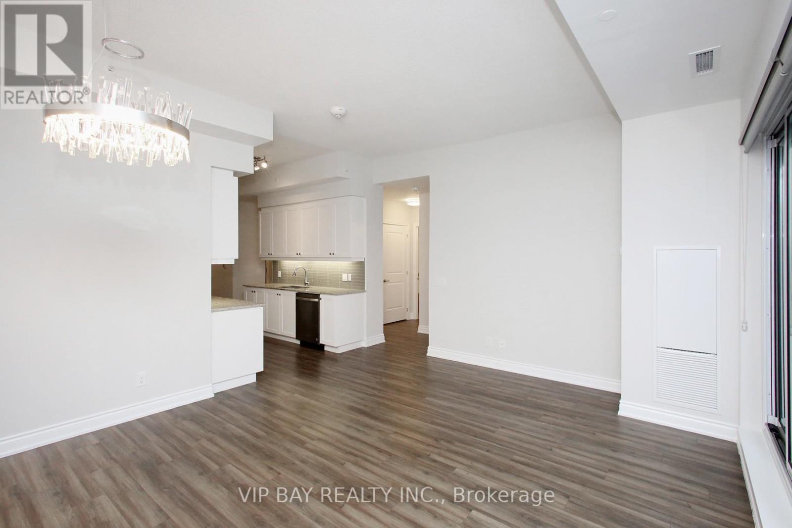 1608 - 9618 Yonge Street, Richmond Hill, Ontario  L4C 0X5 - Photo 6 - N12674276