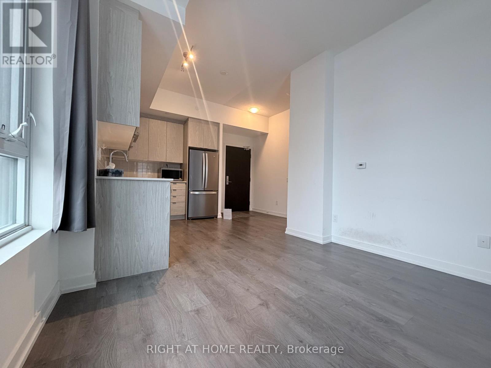 218 - 55 Duke Street W, Kitchener, Ontario  N2H 0B4 - Photo 15 - X12499602