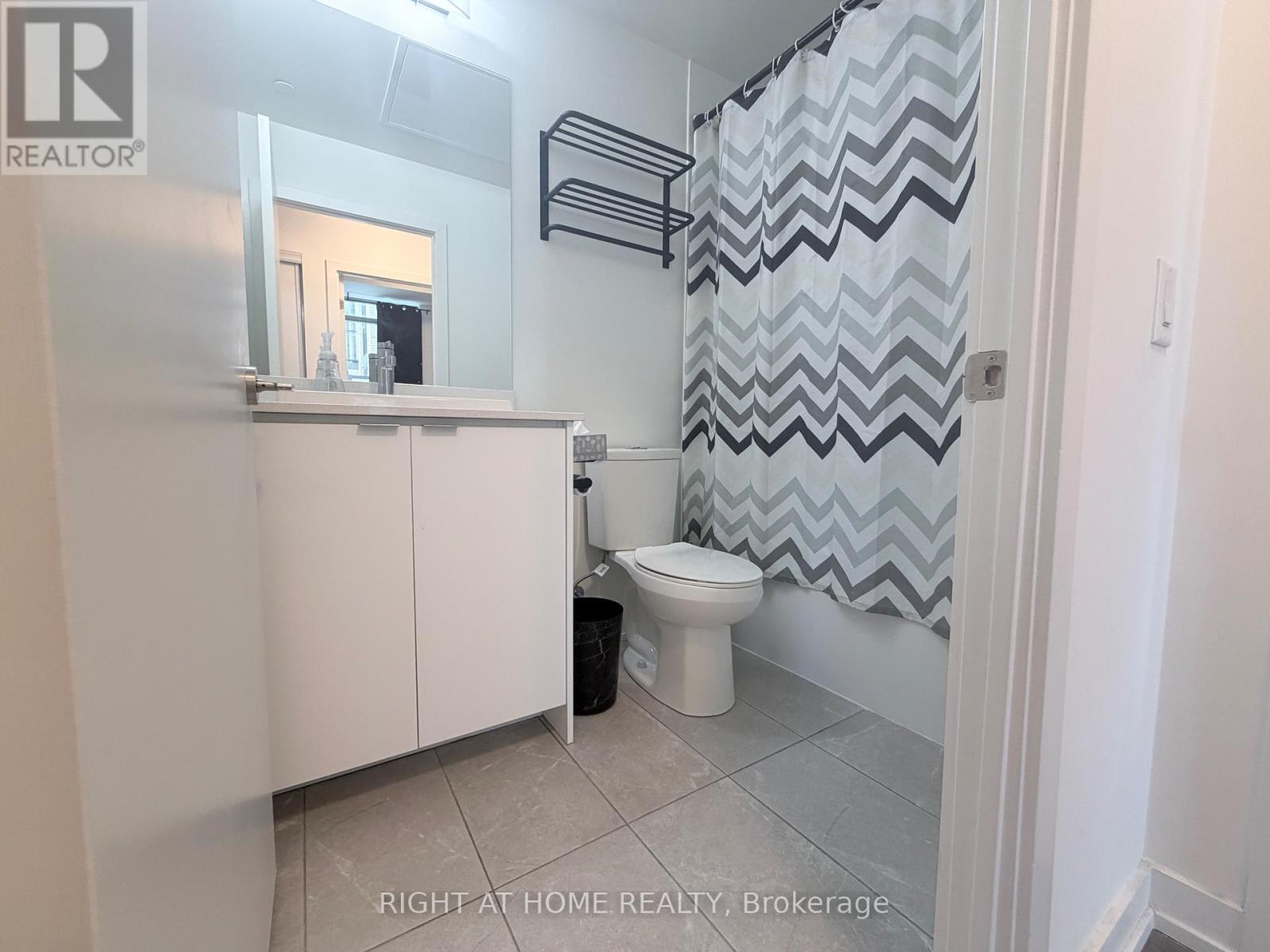 218 - 55 Duke Street W, Kitchener, Ontario  N2H 0B4 - Photo 21 - X12499602