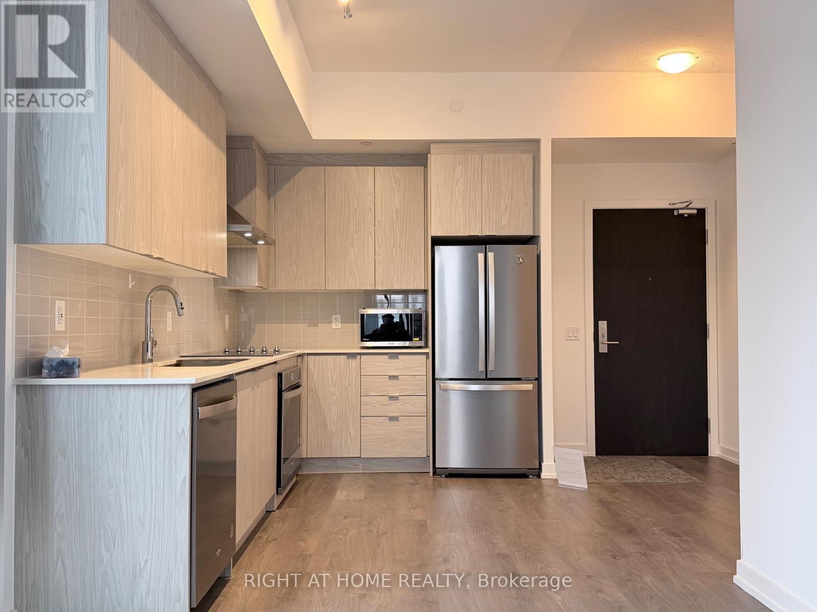 218 - 55 Duke Street W, Kitchener, Ontario  N2H 0B4 - Photo 9 - X12499602