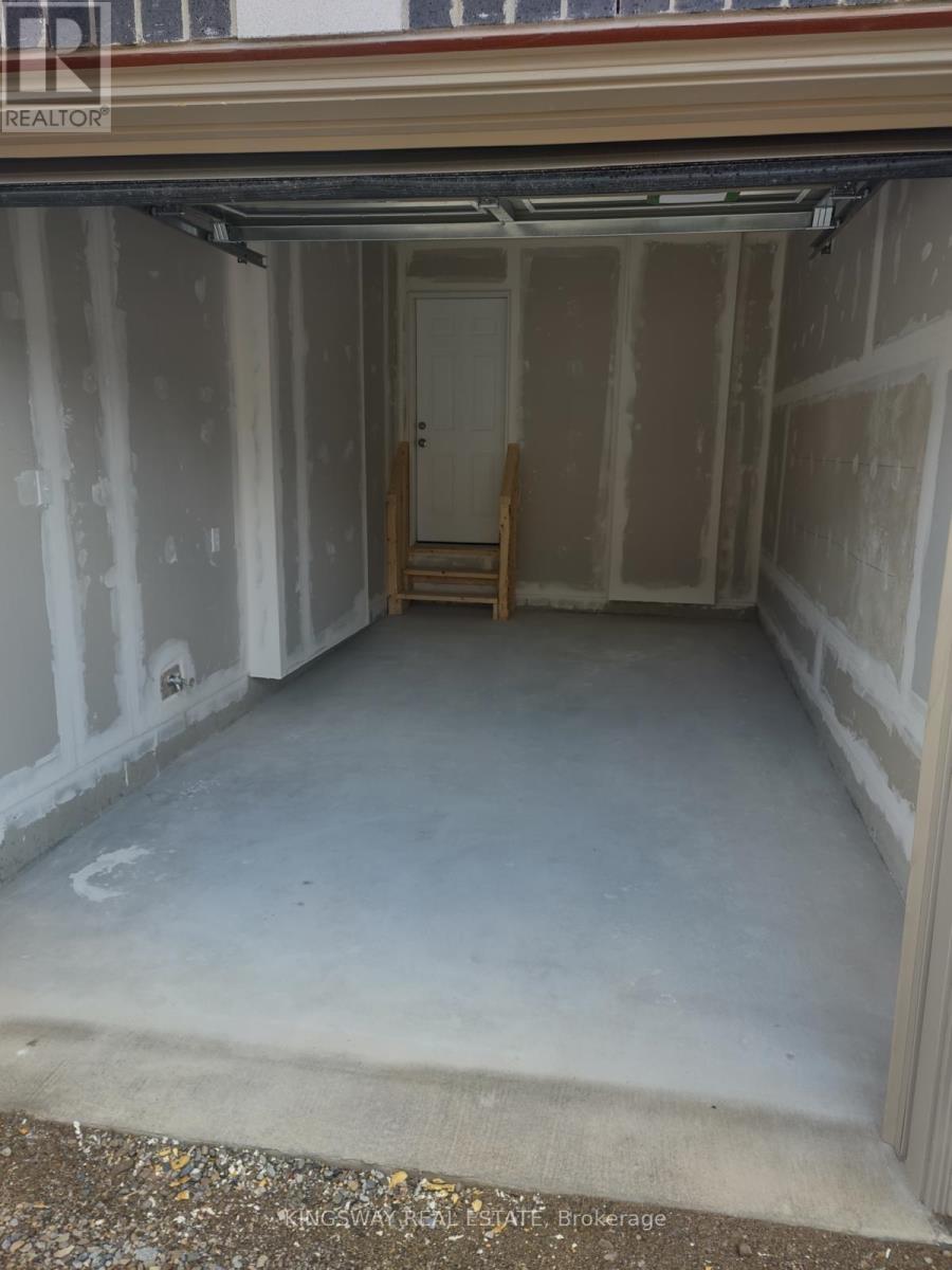 20 West Mill Street, North Dumfries, Ontario  N0B 1E0 - Photo 29 - X12628674